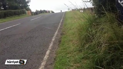 Kuzey İrlanda'daki motosiklet yarışında feci kaza