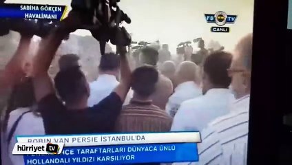 Van Persie'yi uçarak karşıladı
