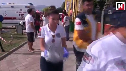 Otelin çatısına düşen paraşütçü yaralandı