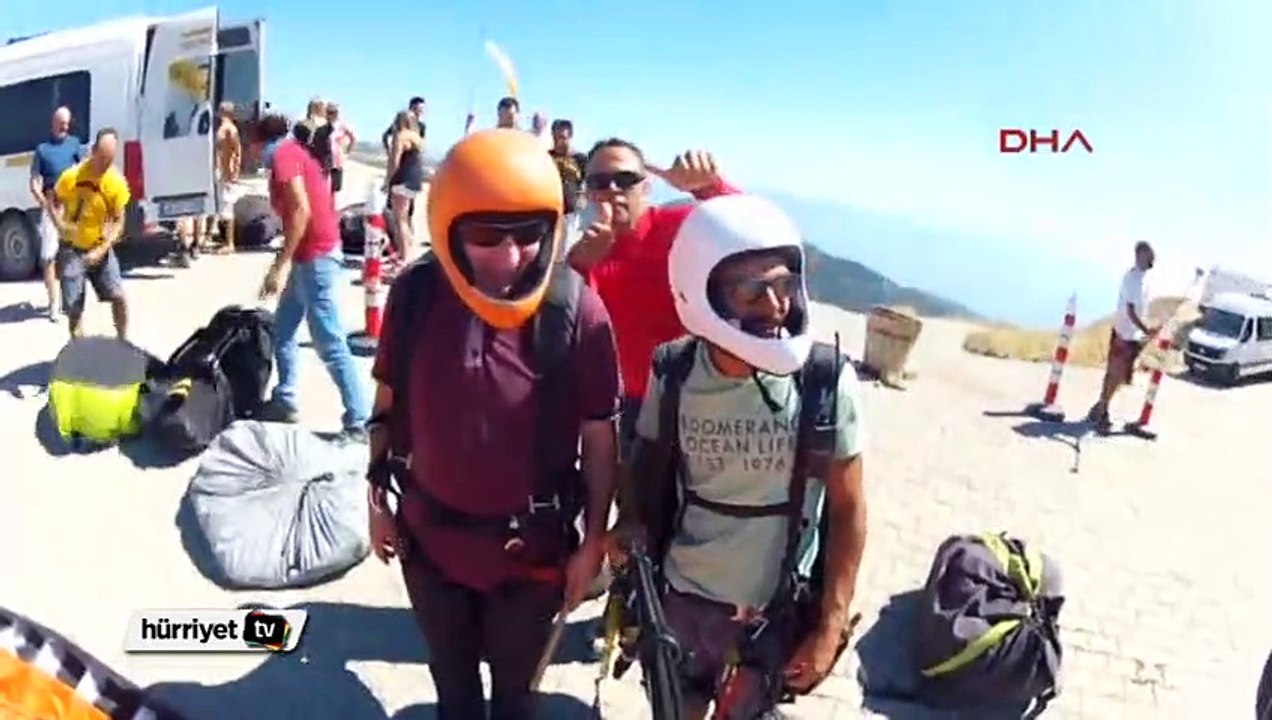 Görme engelli müzisyen gökyüzünde kaval ve ney çaldı