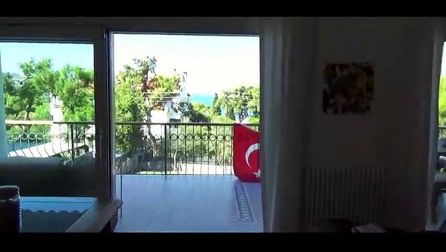 Hülya Avşar'dan yeni filmi Selfie'ye ilginç tanıtım!