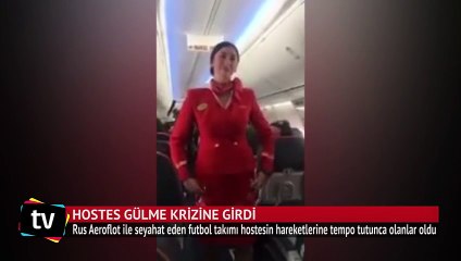 Futbolcular hostesi gülme krizine soktu