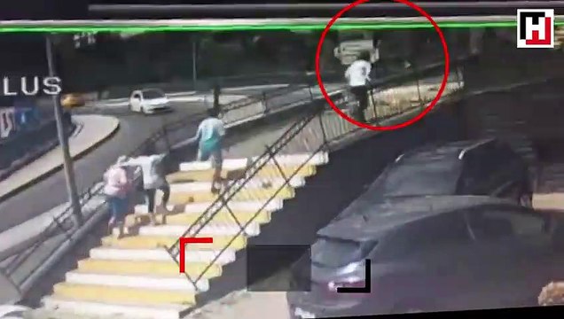 Rus sevgili yakalattı! Polis otel odasında bastı...