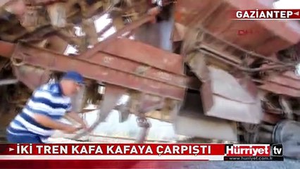 İKİ TREN KAFA KAFAYA ÇARPIŞTI