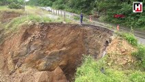 Giresun'daki heyelan yolu yuttu