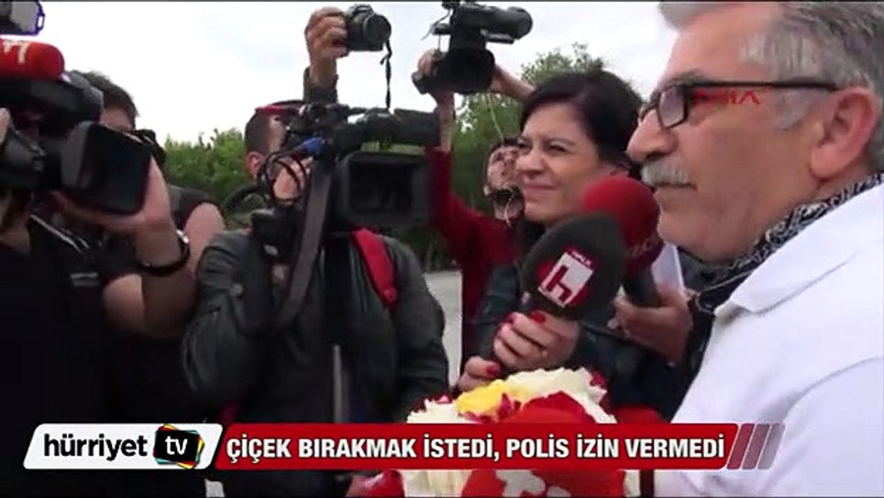 Gezi Parkı'na çiçek bırakmak istedi polis izin vermedi