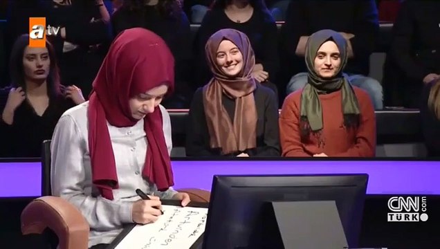 Kim Milyoner Olmak İster'e Ümmü Gülsüm Genç damga vurdu