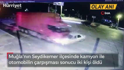 Muğla Seydikemer'de iki kişinin öldüğü feci kaza kamerada