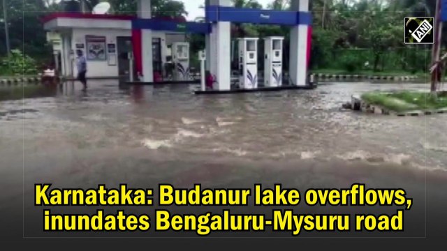 Karnataka: Budanur lake overflows, inundates Bengaluru-Mysuru road