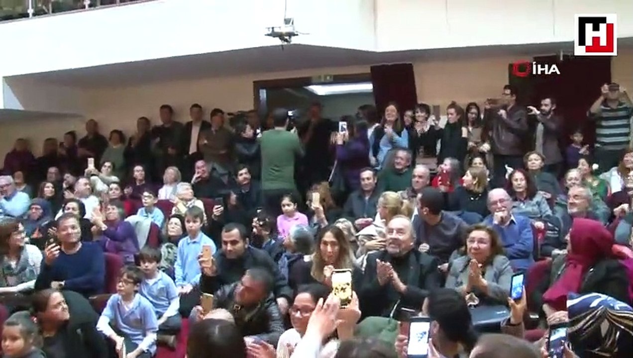 Haluk Levent ve kelebek kız "Elfida"nın ağlatan buluşması