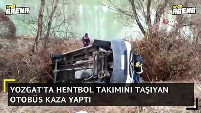 Hentbol takımını taşıyan otobüs kaza yaptı: 1 ölü, 15 yaralı