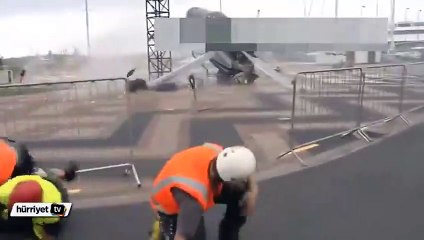 İniş yaparken tellere takılan helikopter faciaya neden oluyordu