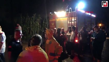 Trabzon'da sel ve heyelan yolları kapadı