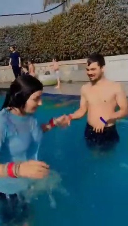 desi bhabi hot bathing #bathing