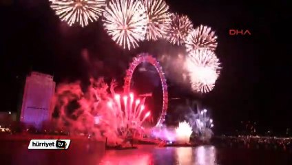 Londra'da muhteşem yeni yıl kutlaması