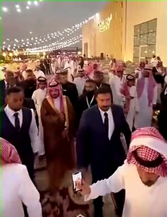 حراسة مشددة للمشهور غازي الذيابي في ليلة زفافه