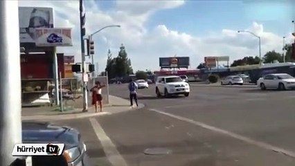 Tartıştığı kadını sırtından ısırdı