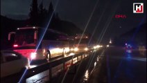 Manisa- İzmir yolu heyelan nedeniyle trafiğe kapandı