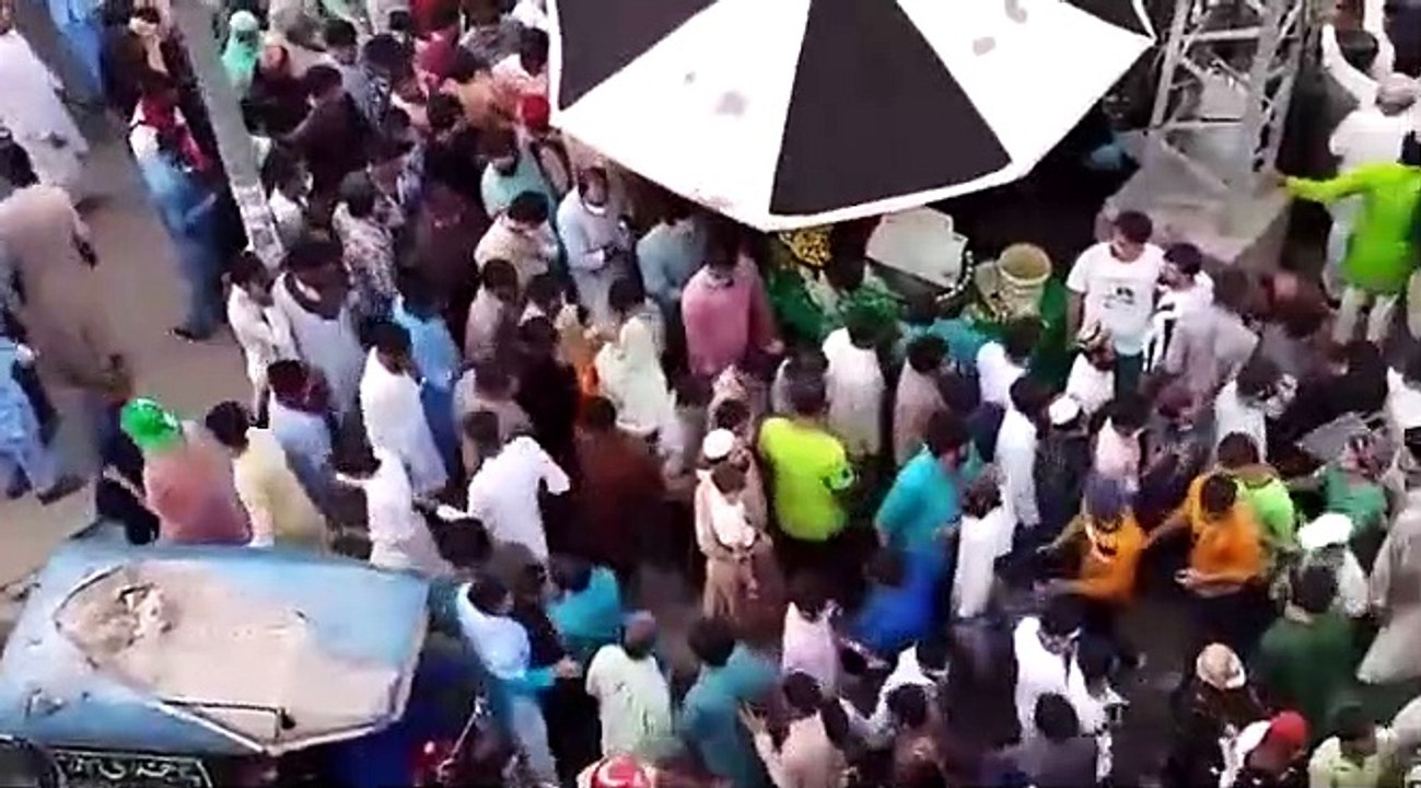 تحرش بسائحة تركية في باكستان!