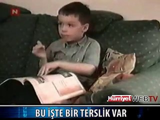 SAYFALARI ÇEVİRİRKEN BAKIN NE YAPTI