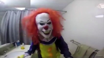 Kız kardeşten acımasız şaka