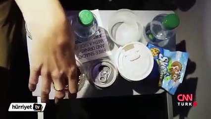 Uçakta pencere kenarında hapis kalan kadının dramı