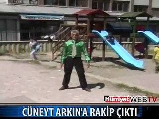 HER ŞEY ÜNLÜ OLMAK İÇİN