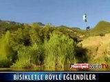 GENÇLER BİSİKLETLE BÖYLE EĞLENDİ