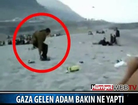 KIZLARA HAVA ATACAKTI AMAA...!!