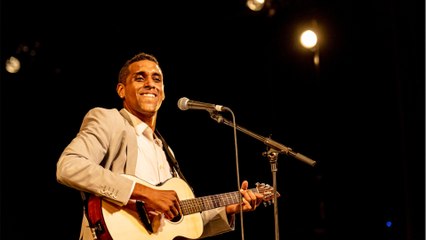 VOICI : Le chanteur Mikaben meurt sur scène lors du concert de Carimi à Paris (1)