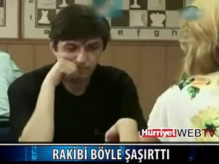 SATRANÇCI KIZIN ERKEKLERE OYUNU