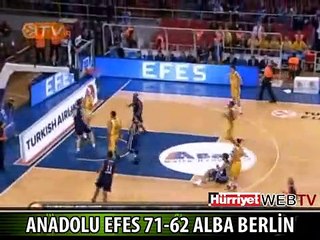 ANADOLU EFES 71-62 ALBA BERLİN