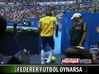 FEDERER FUTBOL OYNARSA