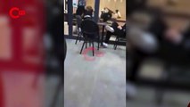 Starbucks'ta kavga: Masa ve sandalyeler havada uçuştu!