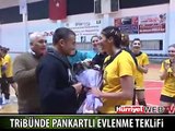 HENTBOLCU KIZA SÜRPRİZ EVLİLİK TEKLİFİ