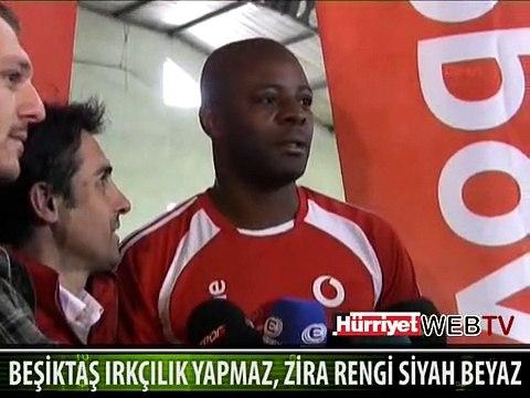 BEŞİKTAŞ IRKÇILIK YAPMAZ, RENGİ SİYAH BEYAZ