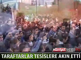 BEŞİKTAŞLI TARAFTARLAR NEVZAT DEMİR TESİSLERİ'NE AKIN ETTİ