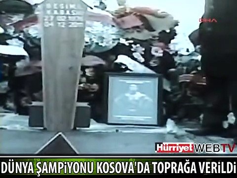 DÜNYA KİCKBOKS ŞAMPİYONU TOPRAĞA VERİLDİ