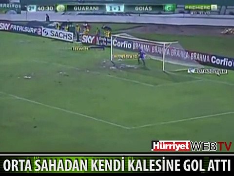 KENDİ KALESİNE MÜKEMMEL BİR GOL ATTI(!)