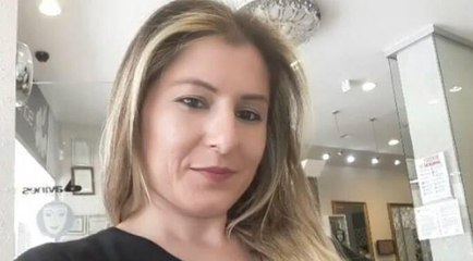 Annesinin bakıcısını çekiçle öldürdü