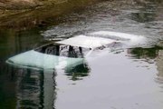 Adana haber: Adana'da otomobil sulama kanalına düştü, sürücü halatla kurtarıldı