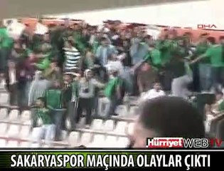 SAKARYASPOR MAÇINDA OLAYLAR ÇIKTI