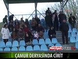 ÇAMUR DERYASINDA CİRİT GÖSTERİSİ