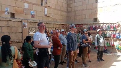 2 साल बाद 35 सैलानियों को लेकर स्वर्णनगरी पहुंचा ‘पहियों वाला महल’