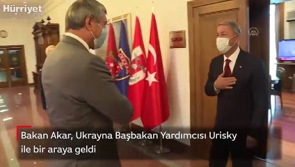 Bakan Akar, Ukrayna Başbakan Yardımcısı Urisky ile bir araya geldi