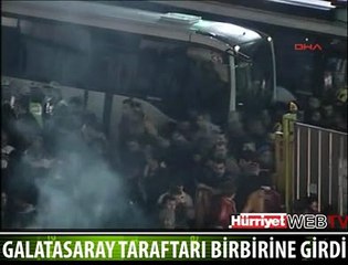 GS'Lİ TARAFTARLAR BİRBİRİNE GİRDİ