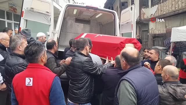 Karabük haberi | Maden patlamasında hayatını kaybeden Öner Yıldız Karabük'te toprağa verildi