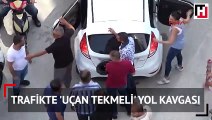 Trafikte 'uçan tekmeli' yol kavgası kamerada