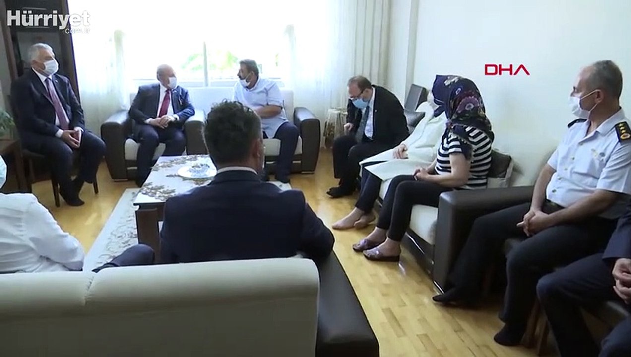 TBMM Başkanı Şentop'tan şehit ailesine taziye ziyareti