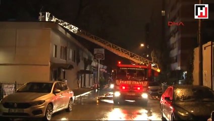 Kadıköy'de vakıf binasında korkutan yangın